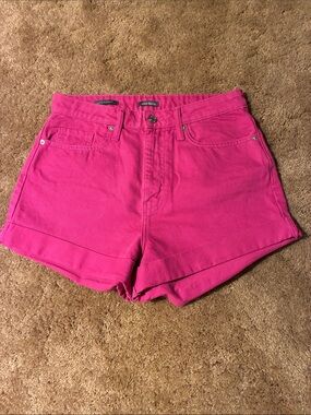 “Highest rise mom shorts” size 8/29r